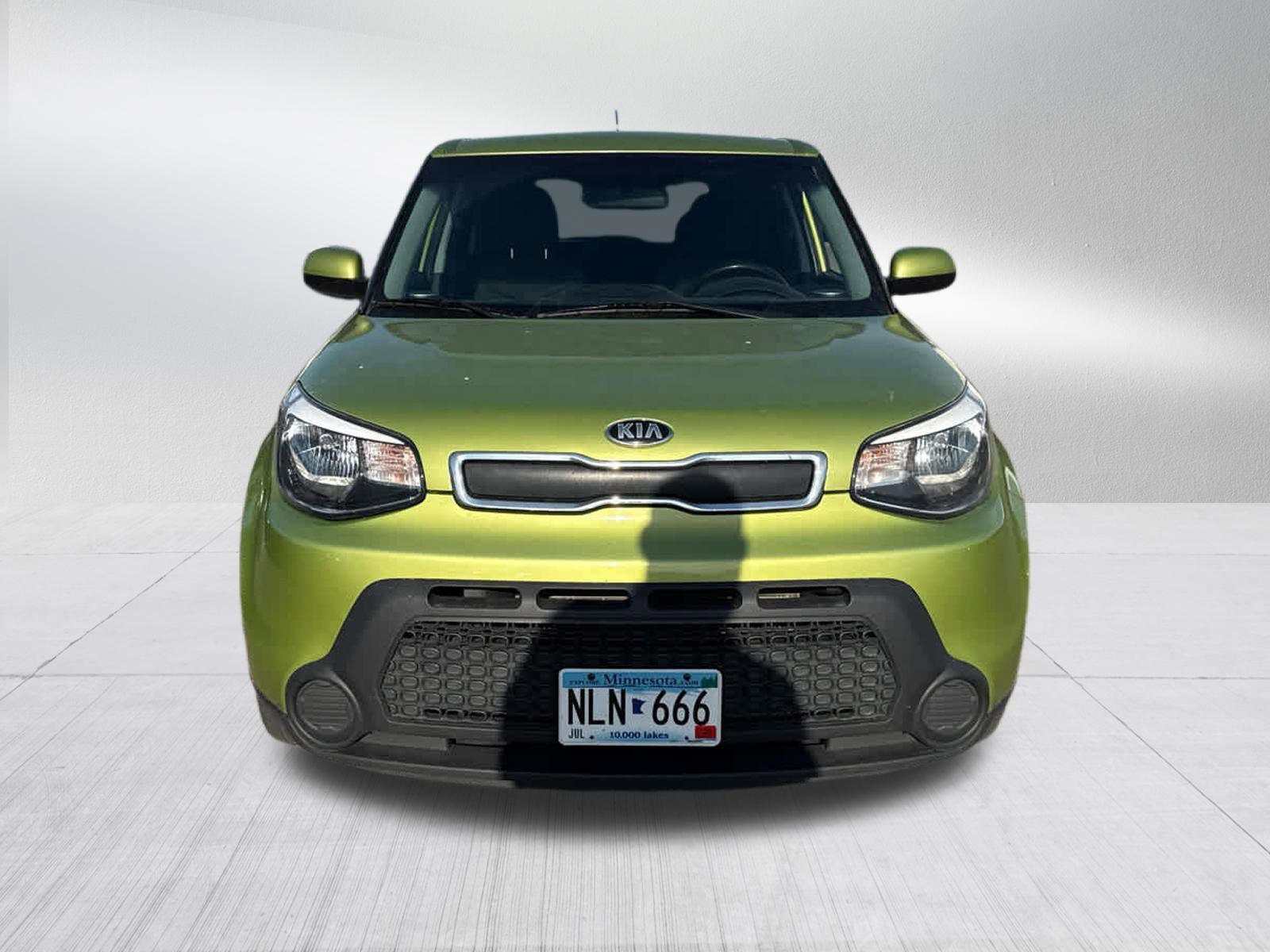 Used 2015 Kia Soul FWD image 2