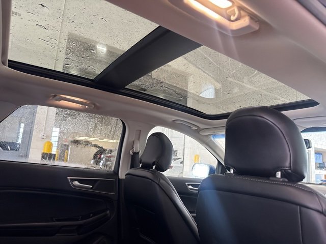 Used 2018 Ford Edge SEL w/ Equipment Group 201A image 16