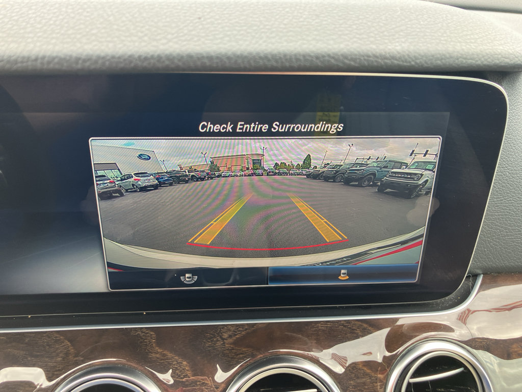 Used 2019 Mercedes-Benz E 300 4MATIC image 18