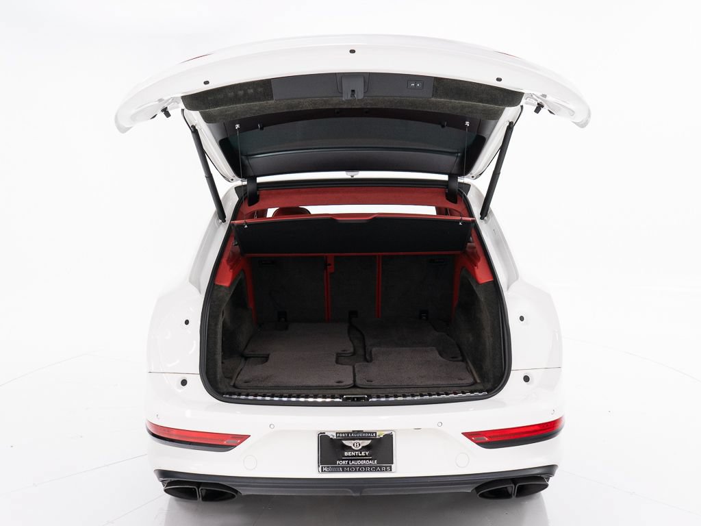 Certified 2023 Bentley Bentayga AWD/4WD image 44