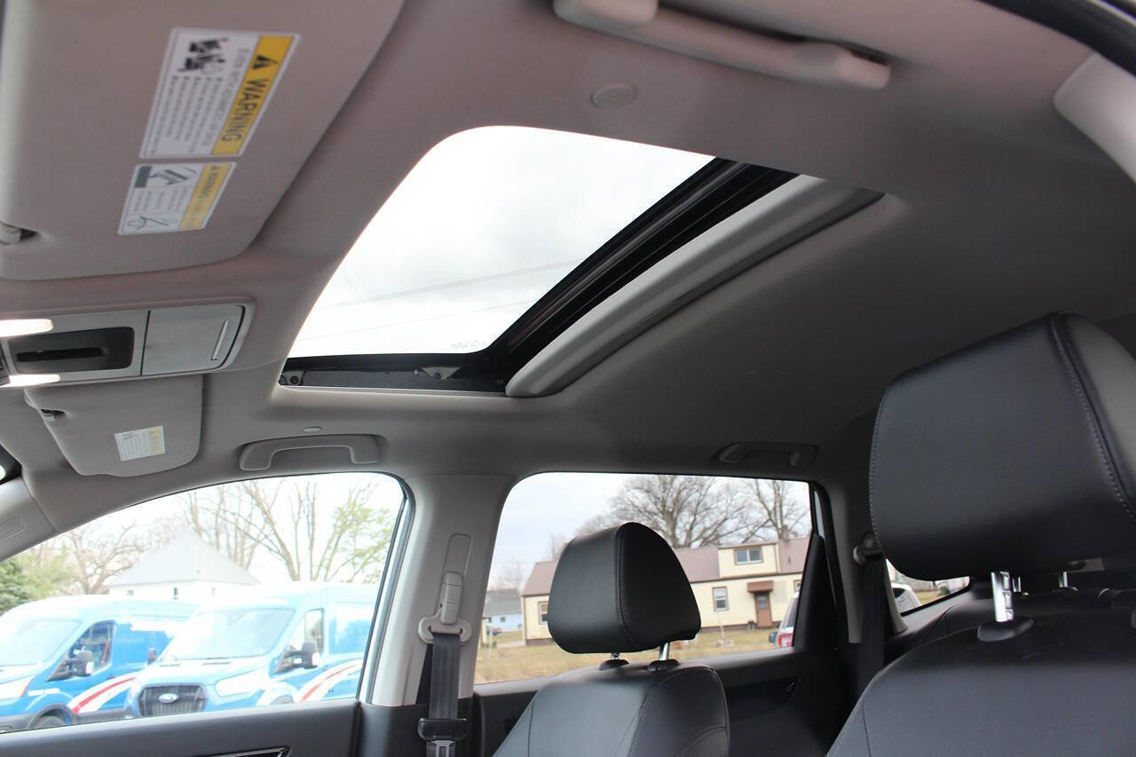 Used 2023 Honda CR-V EX-L image 13