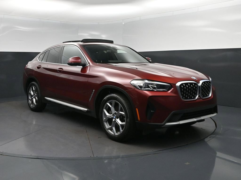 Certified 2025 BMW X4 xDrive30i AWD/4WD image 9