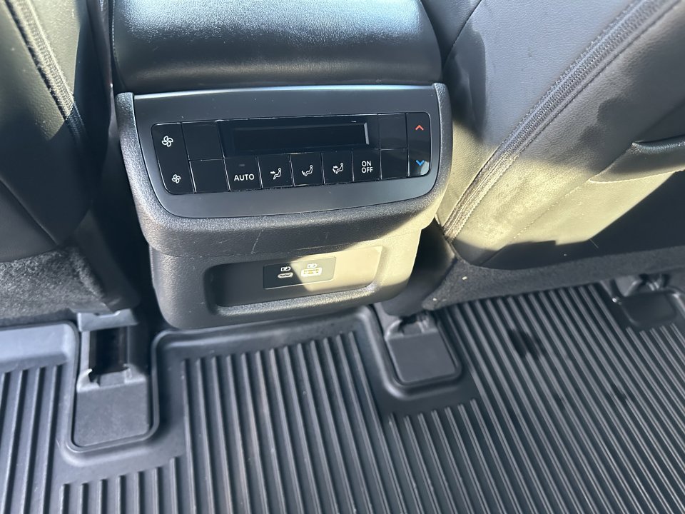 Used 2023 Nissan Pathfinder Rock Creek image 14