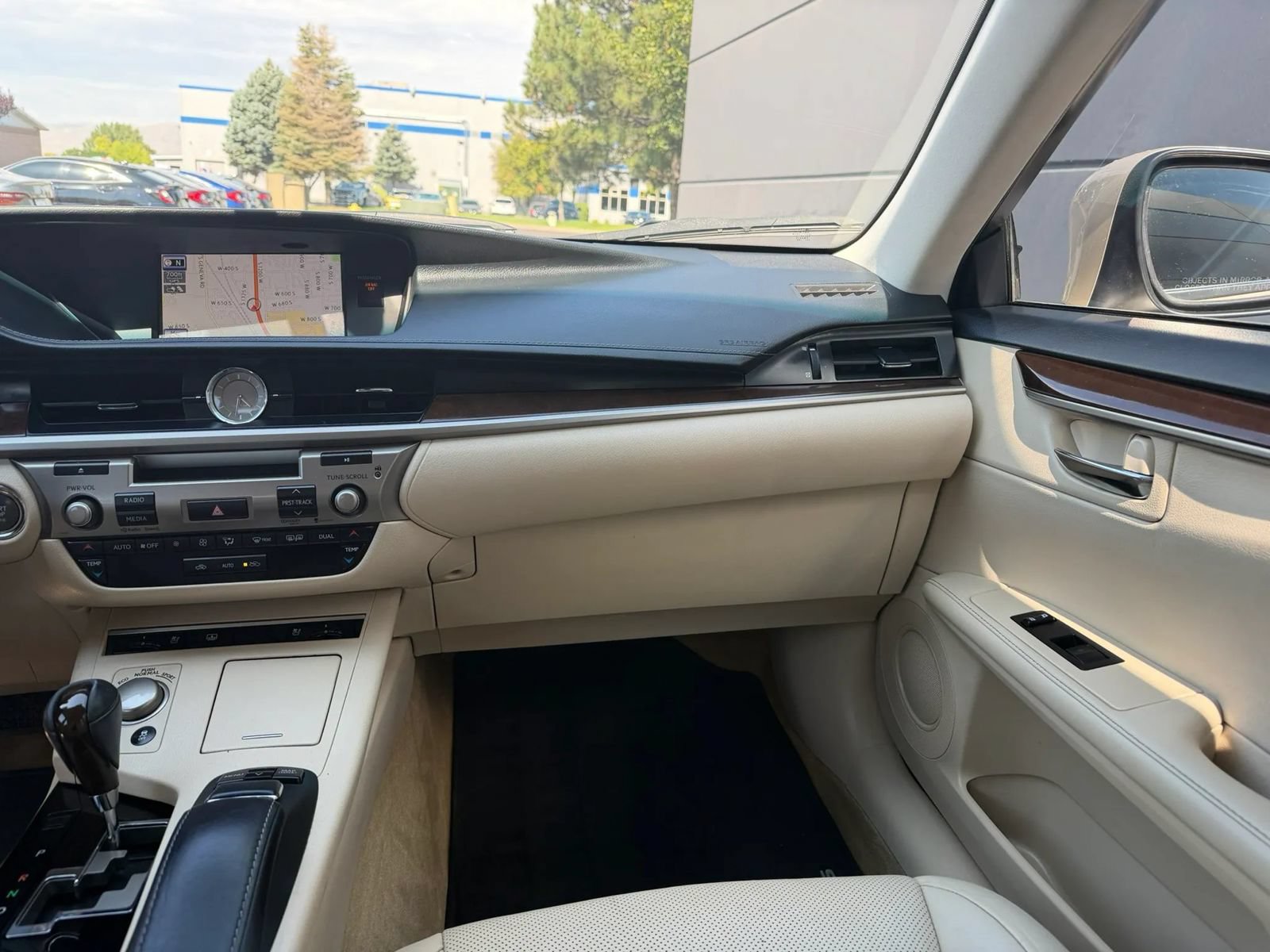 Used 2014 Lexus ES 350 w/ Luxury Package FWD image 15