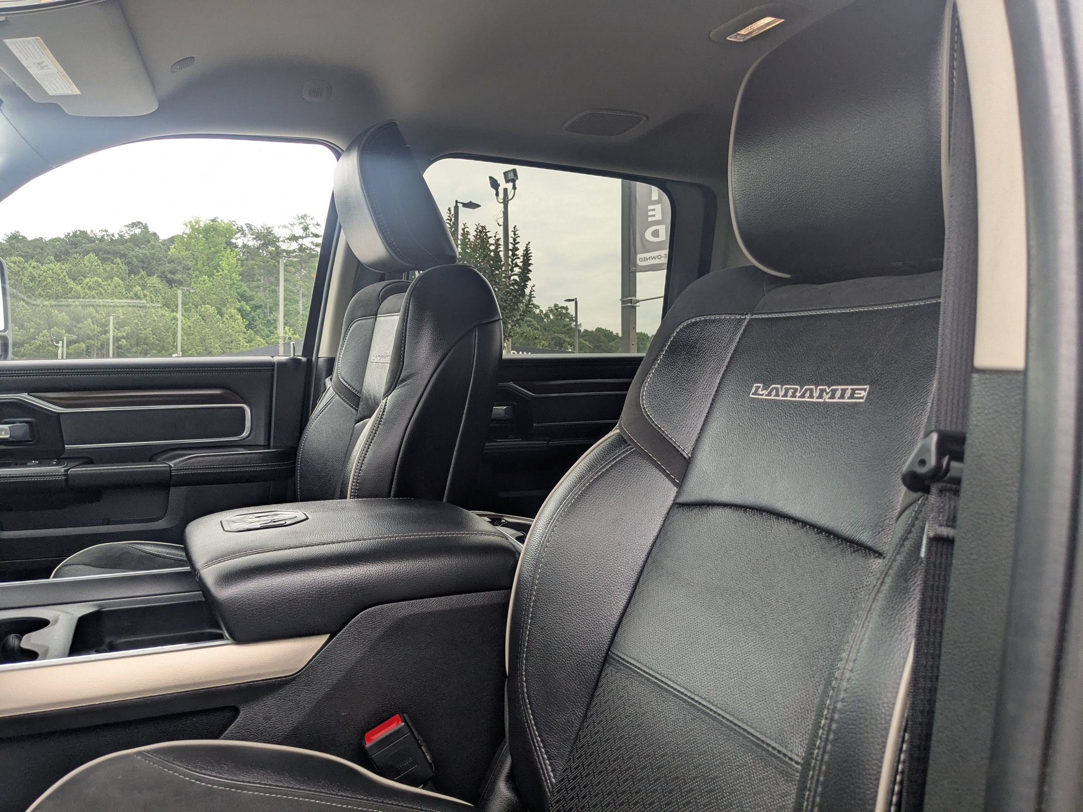 Used 2023 RAM 2500 Laramie AWD/4WD image 14