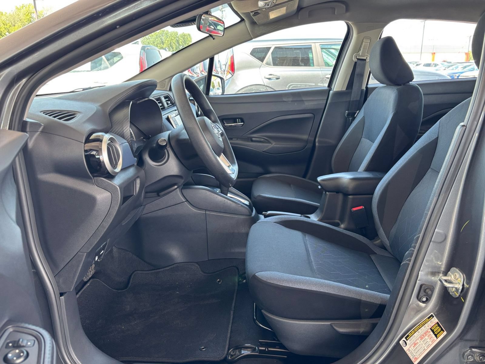 Used 2025 Nissan Versa SV FWD image 24