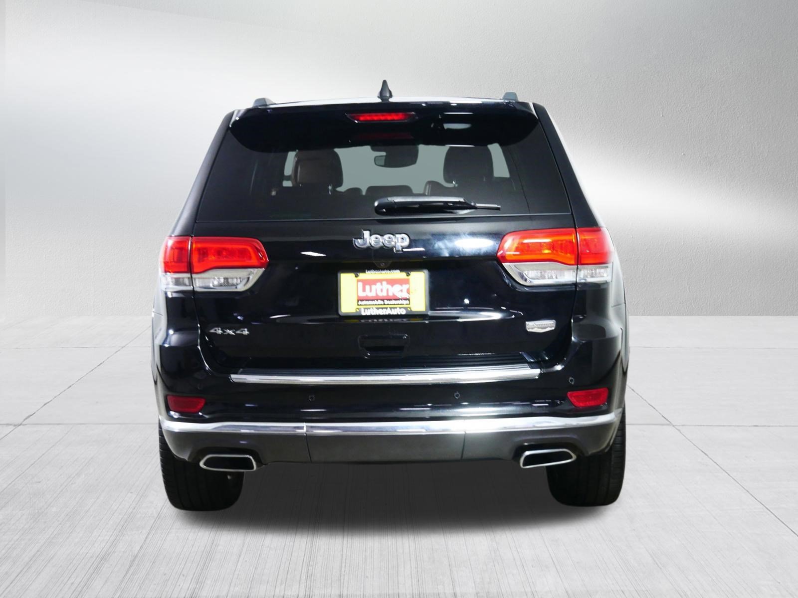 Used 2018 Jeep Grand Cherokee Summit image 6