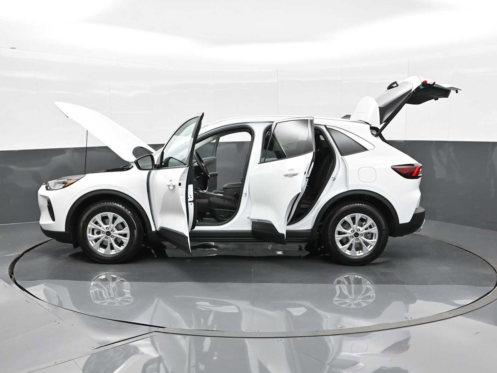 New 2024 Ford Escape Active w/ Cold Weather Package image 29