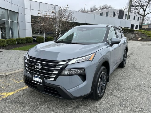 Certified 2026 Nissan Rogue SV w/ Cold Weather Package AWD/4WD image 4