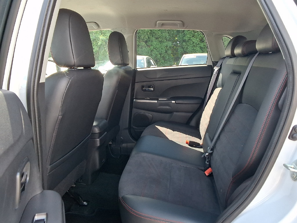 Used 2024 Mitsubishi Outlander Sport ES AWD/4WD image 10