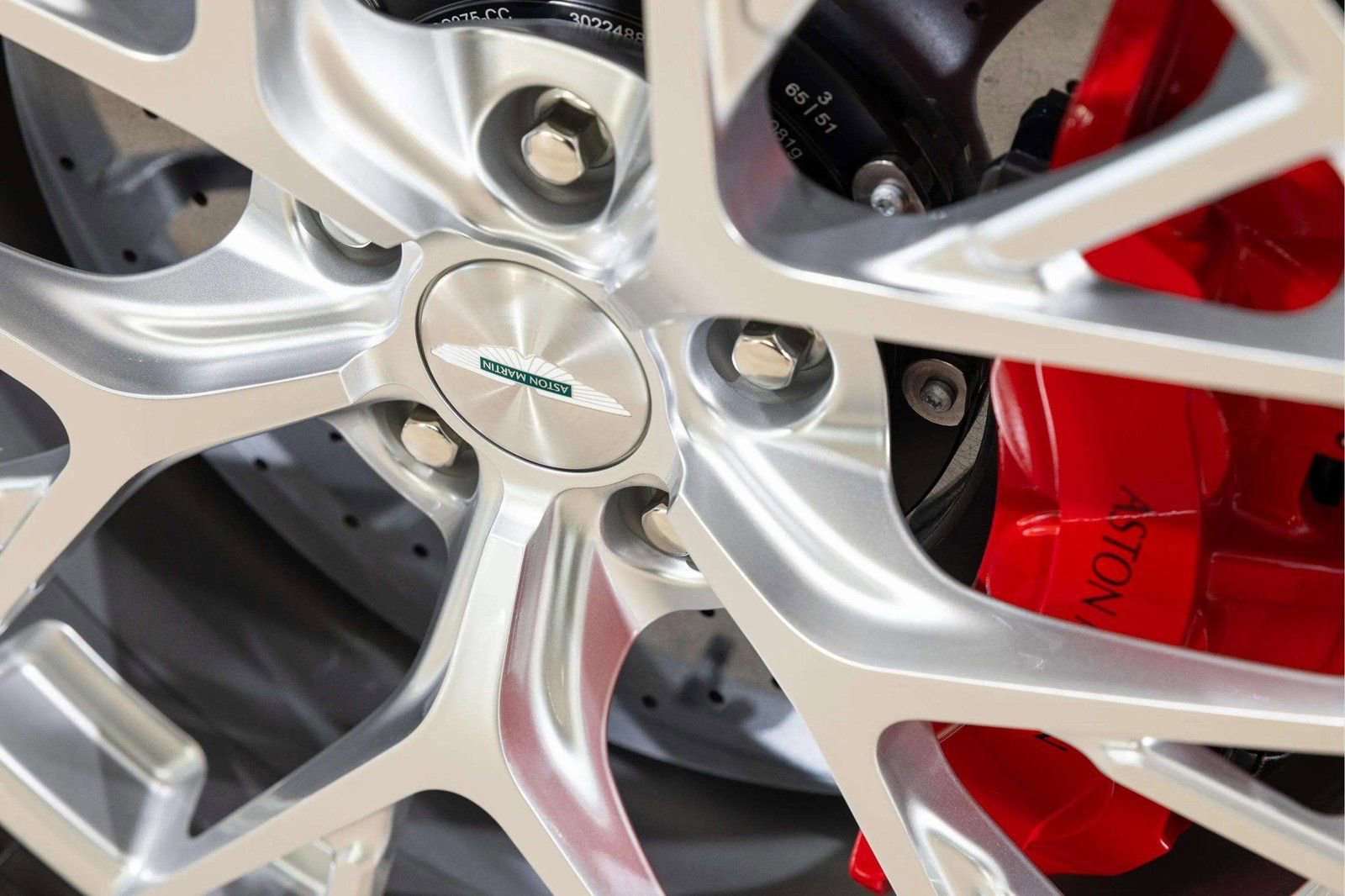 New 2026 Aston Martin Vanquish Convertible image 12