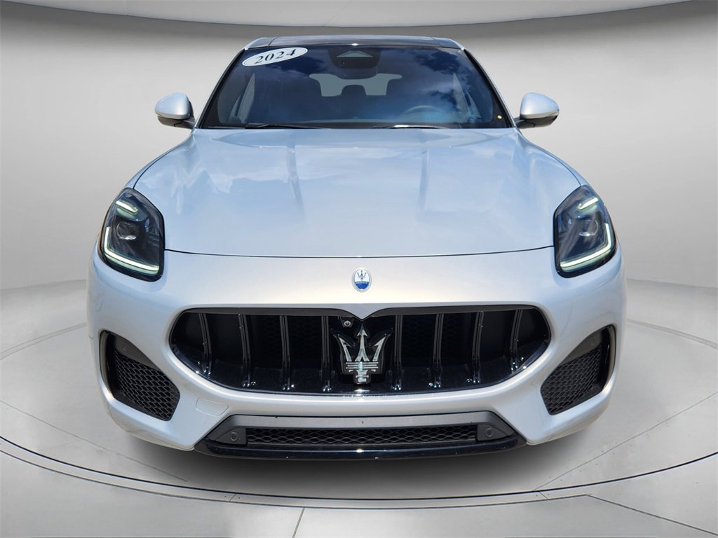 Used 2024 Maserati Grecale Modena image 3