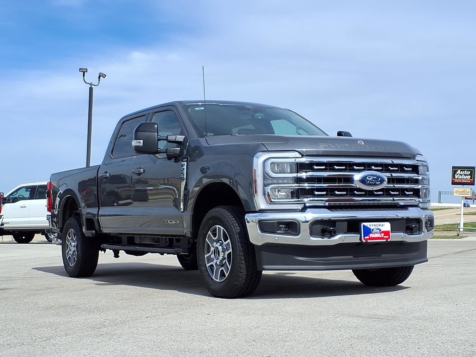 New 2026 Ford F250 Lariat w/ Lariat Premium Package image 3
