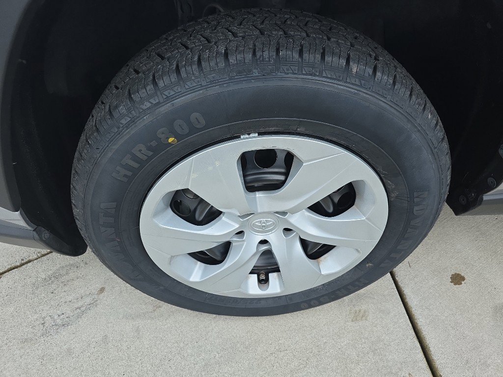 Used 2023 Toyota RAV4 LE image 11