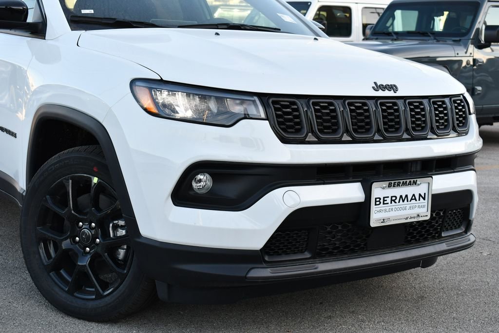 New 2026 Jeep Compass Latitude image 2