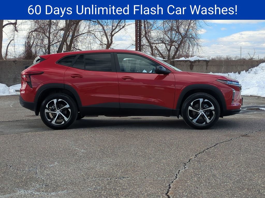 New 2026 Chevrolet Trax RS image 2