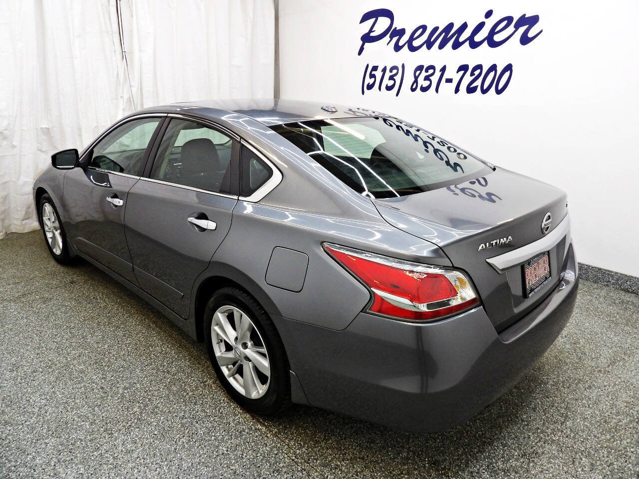 Used 2015 Nissan Altima 2.5 SL w/ Moonroof Package FWD image 4