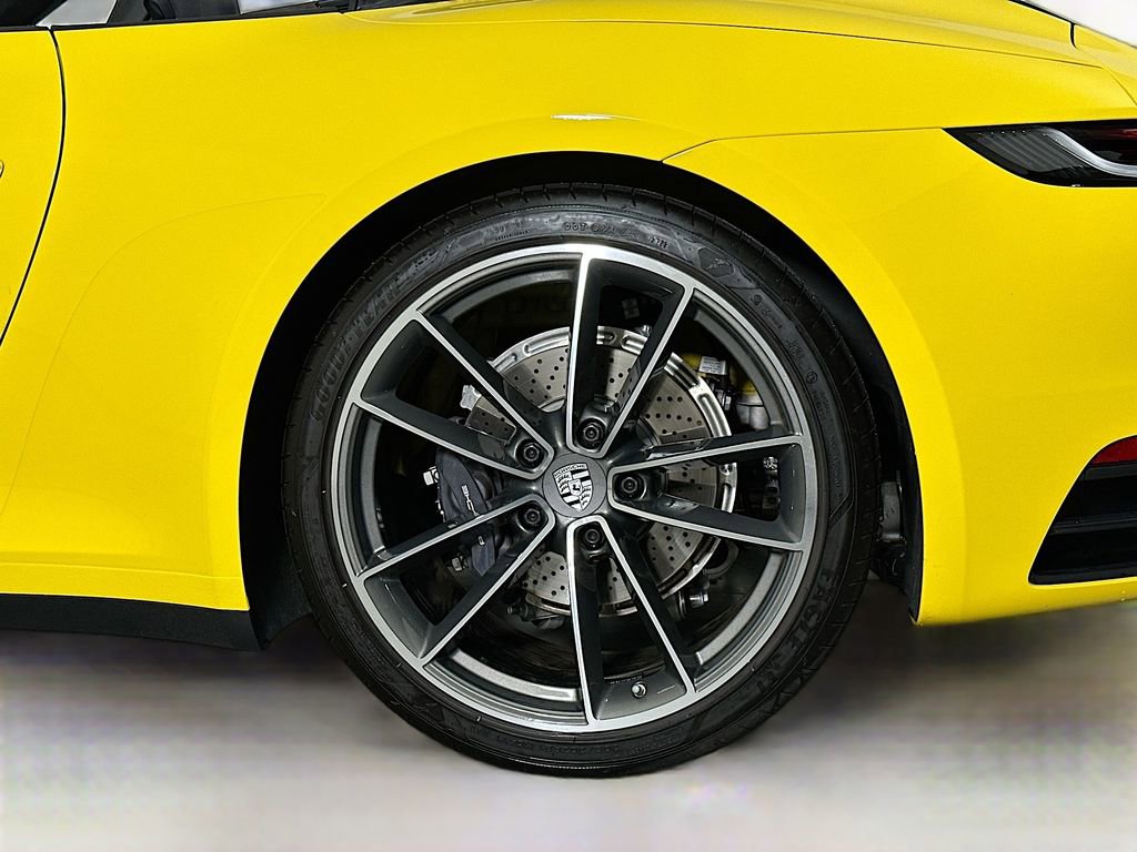 Used 2022 Porsche 911 Carrera image 33