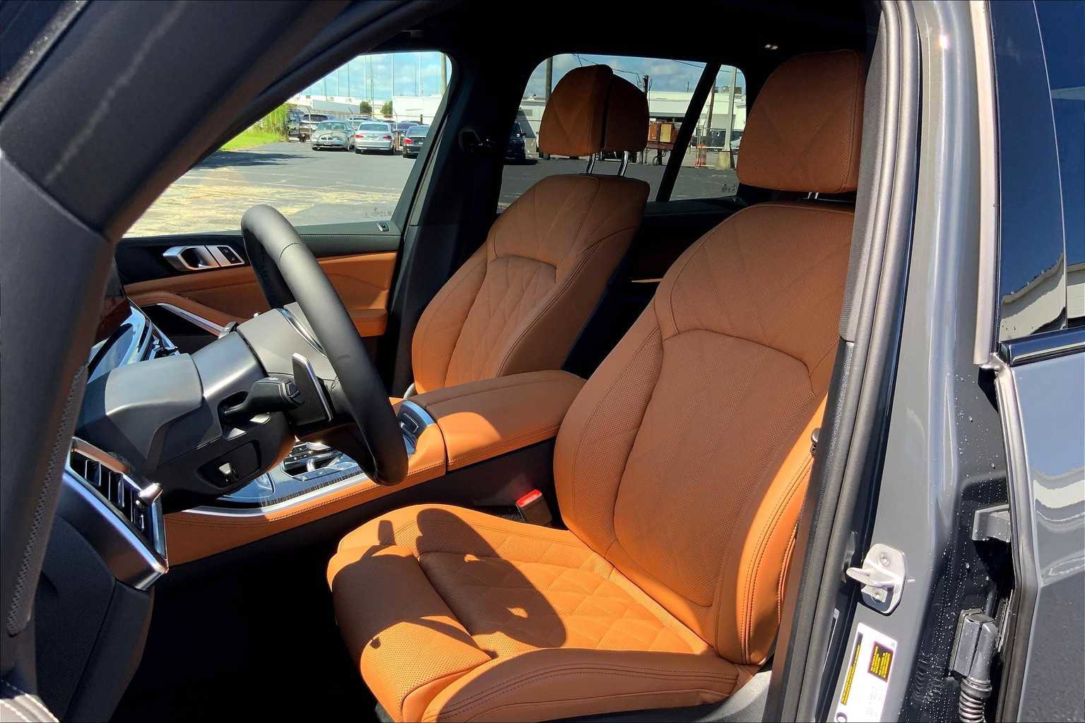 New 2026 BMW X5 sDrive40i image 9