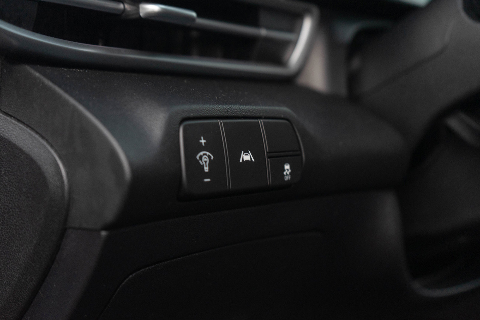 Used 2023 Hyundai Elantra Limited image 21