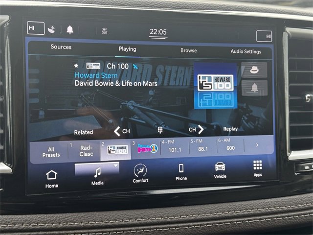 Certified 2021 Chrysler Pacifica Touring image 26