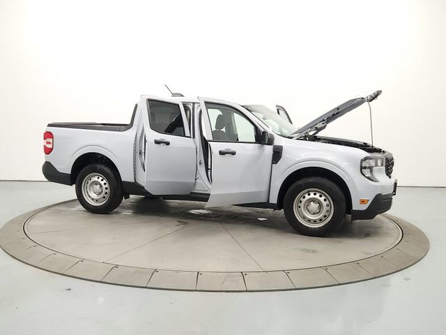 Used 2025 Ford Maverick XL w/ Equipment Group 102A image 16