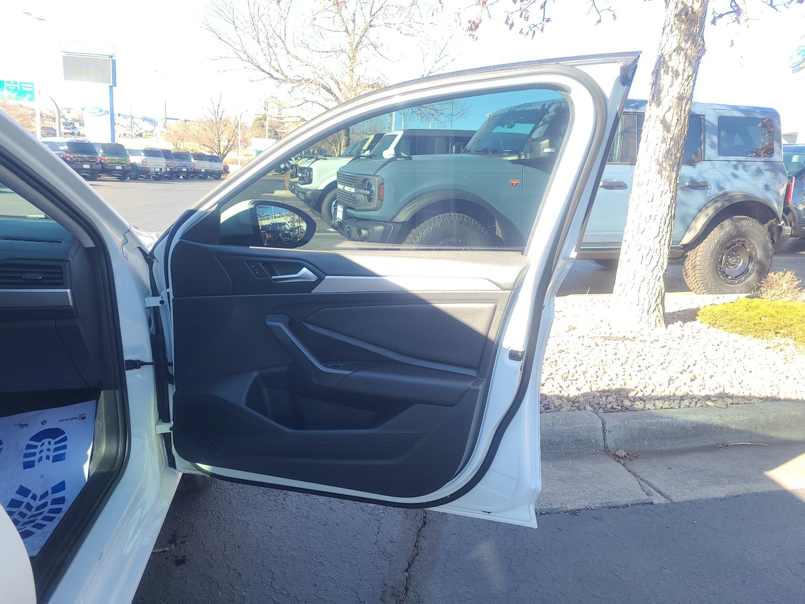 Used 2020 Volkswagen Jetta S w/ Driver Assistance Package image 16