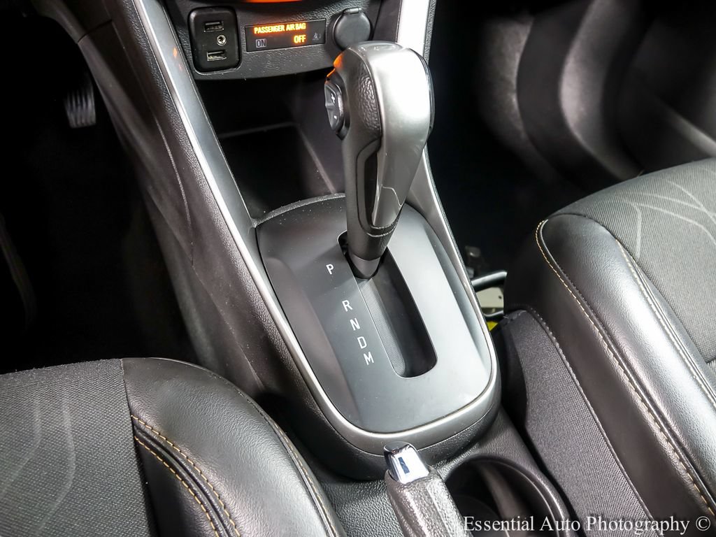 Used 2020 Chevrolet Trax LT w/ Driver Confidence Package FWD image 17
