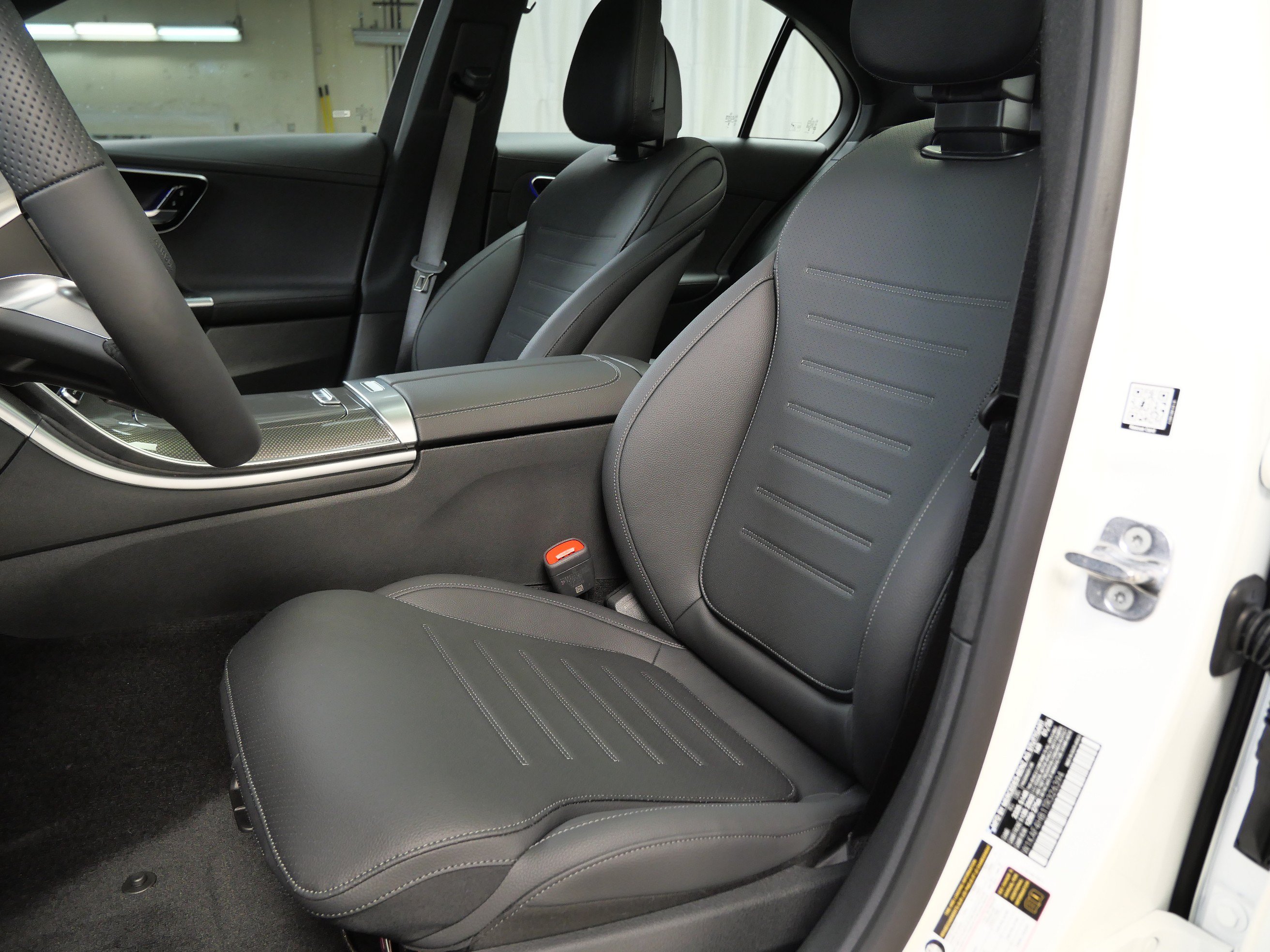 New 2026 Mercedes-Benz C 300 4MATIC Sedan image 3