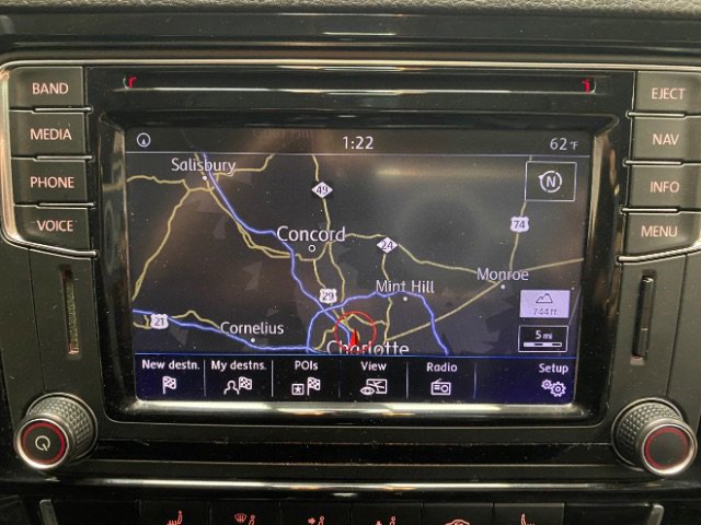 Used 2017 Volkswagen Jetta SEL image 30