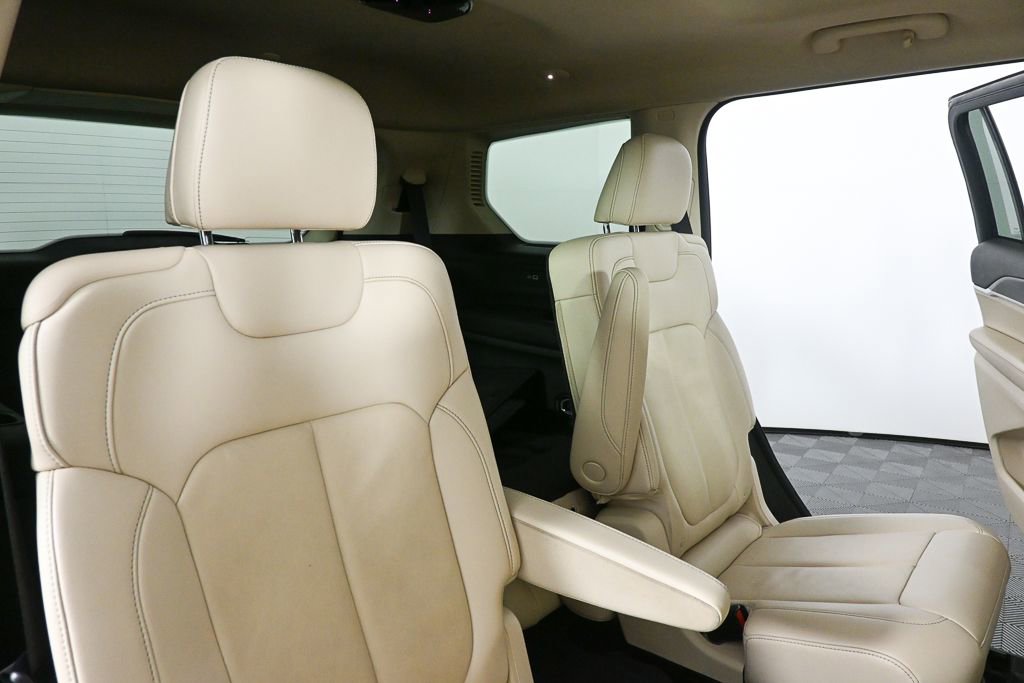 Used 2021 Jeep Grand Cherokee L Limited image 20