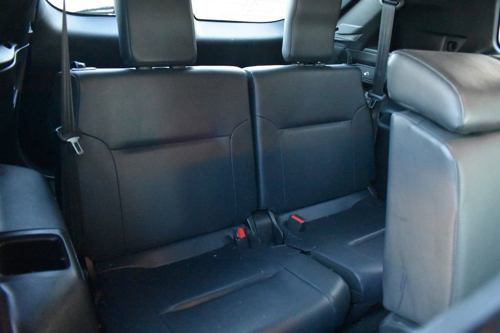 Used 2023 Mitsubishi Outlander SE image 16