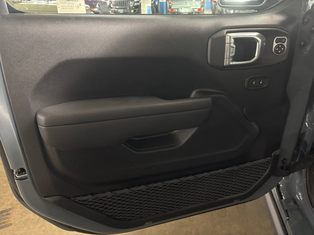 New 2026 Jeep Gladiator Rubicon w/ Technology Group image 11