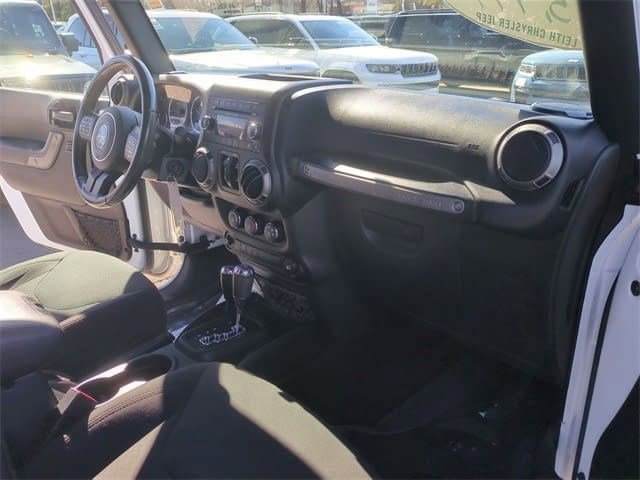 Used 2018 Jeep Wrangler Unlimited Sport S image 20