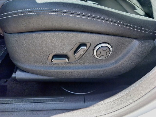 Used 2026 Genesis GV70 2.5T AWD/4WD image 24