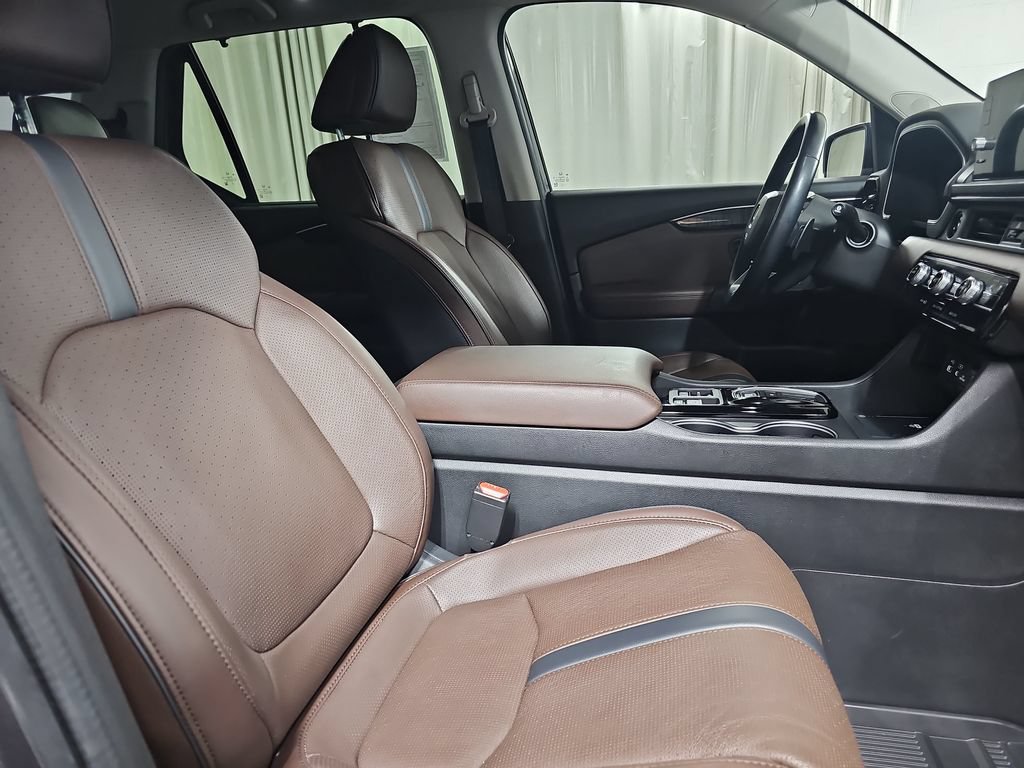 Used 2023 Honda Pilot Elite image 13