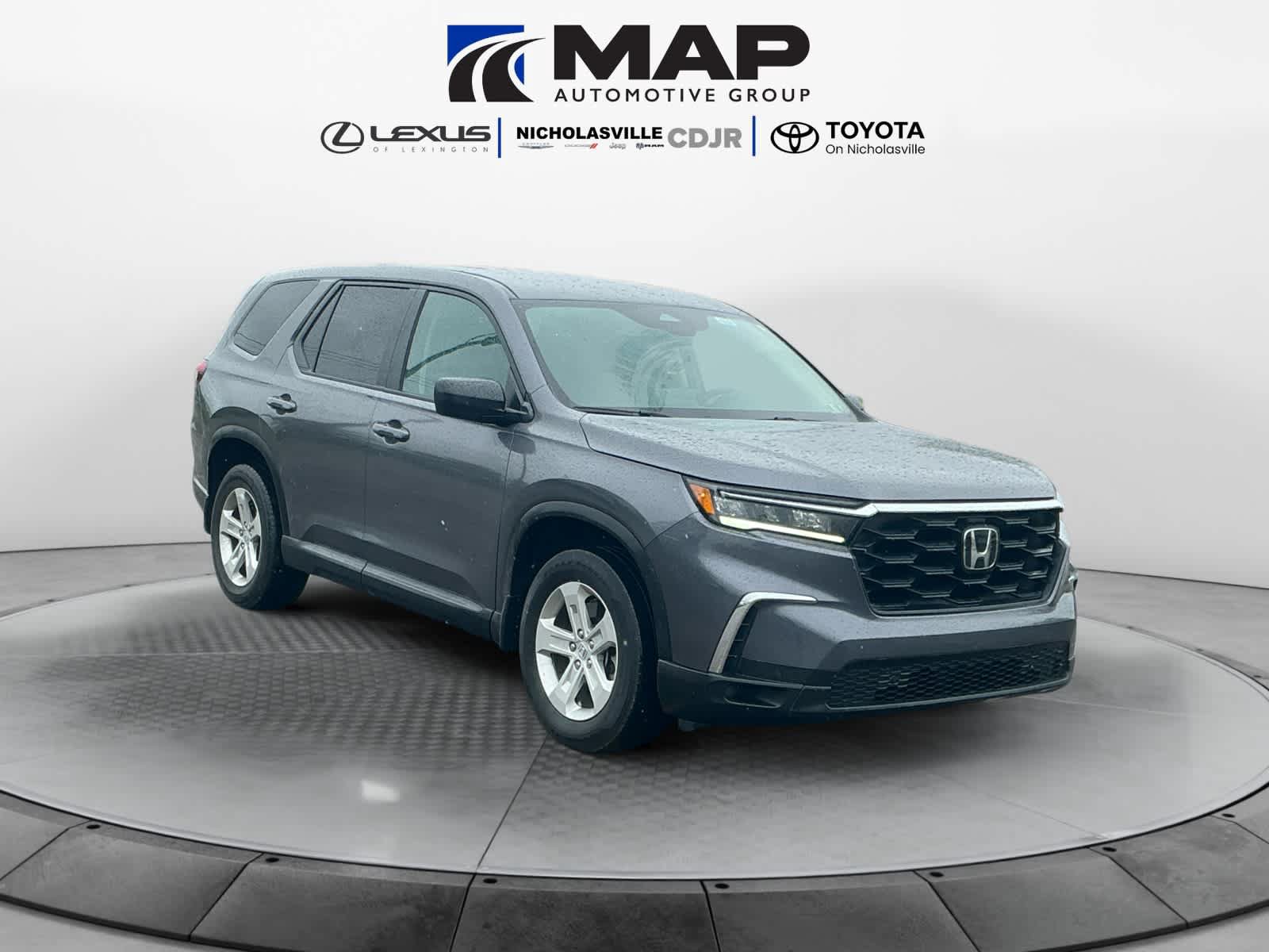 Used 2023 Honda Pilot LX image 7