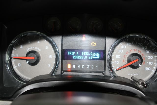 Used 2010 Ford F150 XLT AWD/4WD image 17