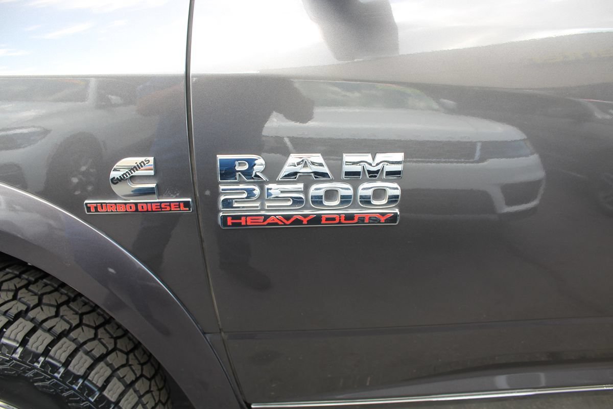 Used 2015 RAM 2500 Laramie AWD/4WD image 12