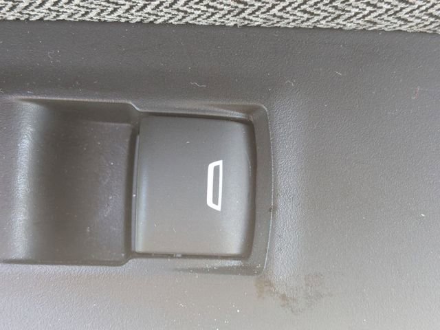 Used 2025 Chevrolet TrailBlazer LT FWD image 31