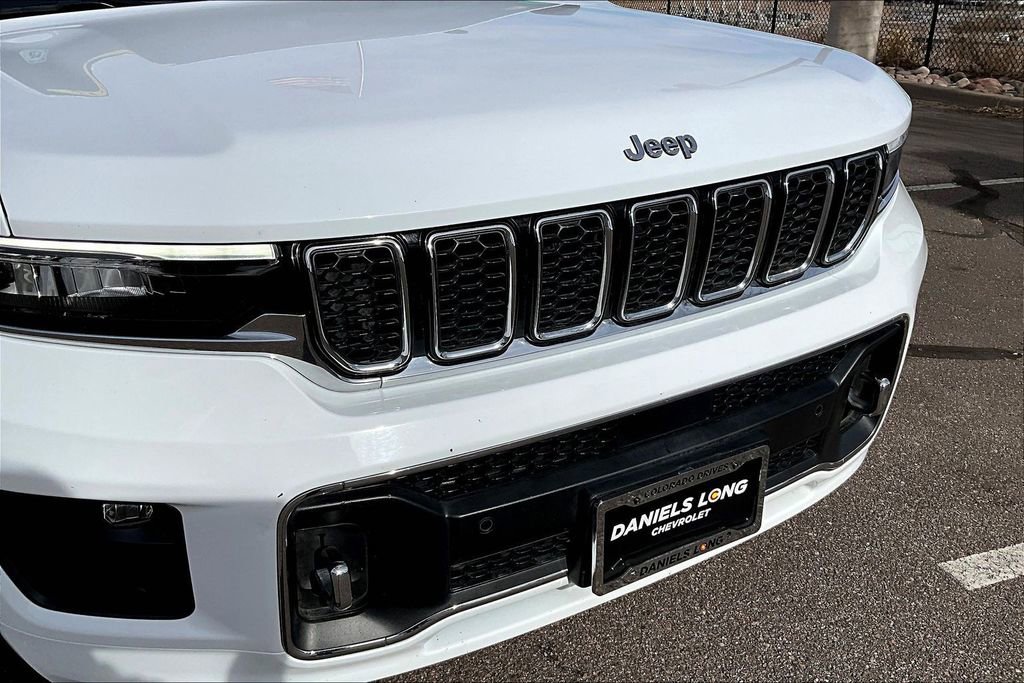 Used 2023 Jeep Grand Cherokee L Overland w/ Rear Seat Video Group I image 31