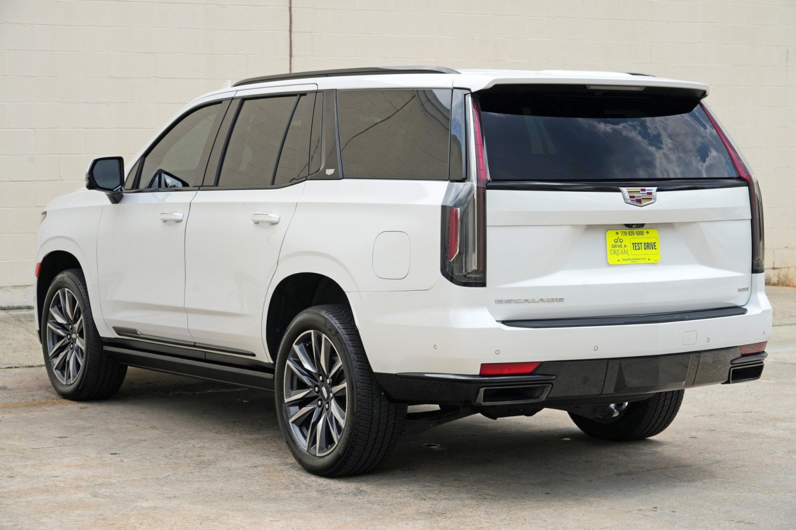 Used 2022 Cadillac Escalade Sport Platinum AWD/4WD image 58