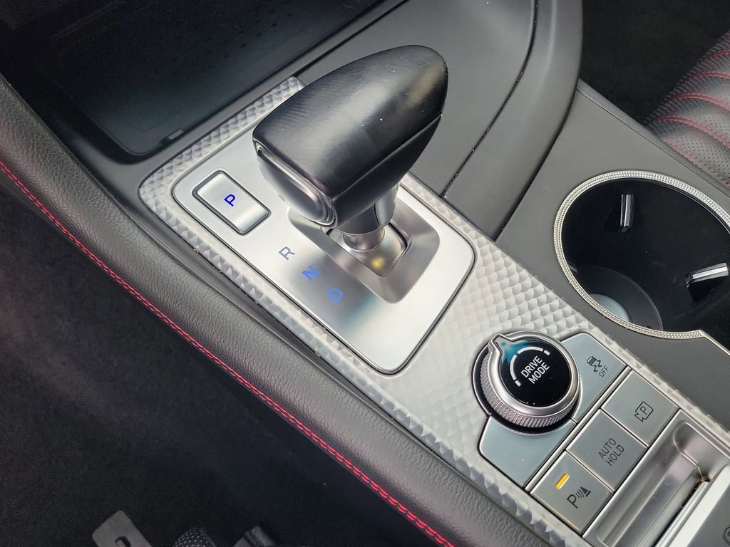 Used 2023 Genesis G70 2.0T w/ Sport Prestige Package image 31