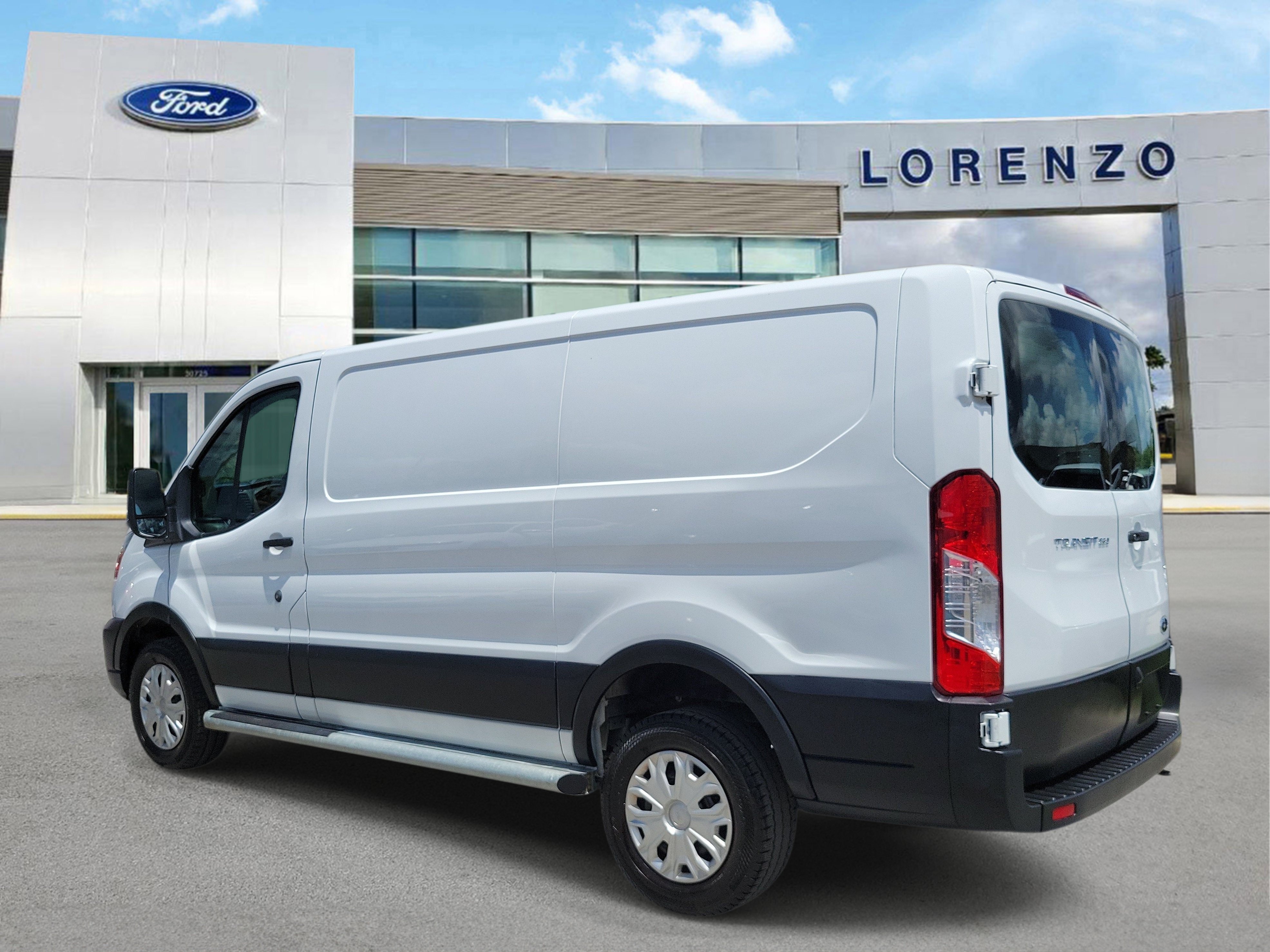 Used 2024 Ford Transit 250 Low Roof w/ Exterior Upgrade Package RWD image 7