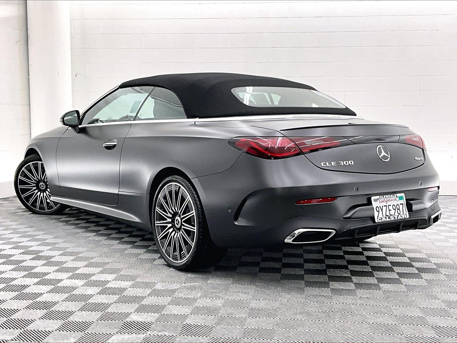 Used 2026 Mercedes-Benz CLE 300 4MATIC Cabriolet image 10