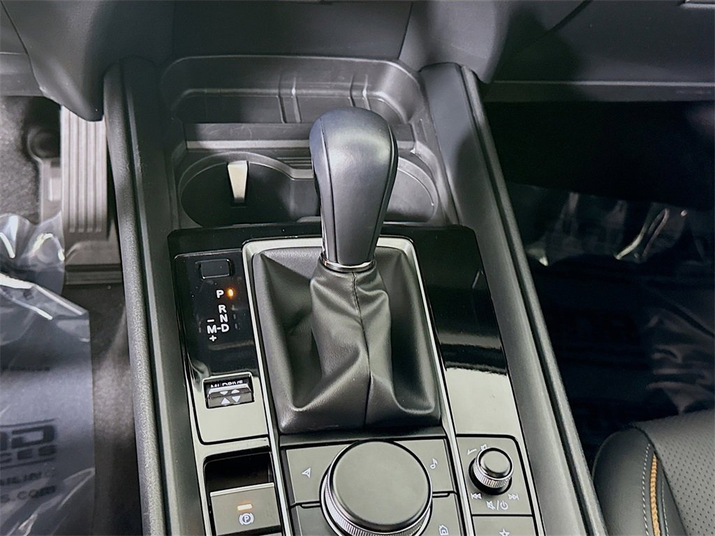 Used 2024 MAZDA CX-50 AWD 2.5 Turbo w/ Weather Package image 8