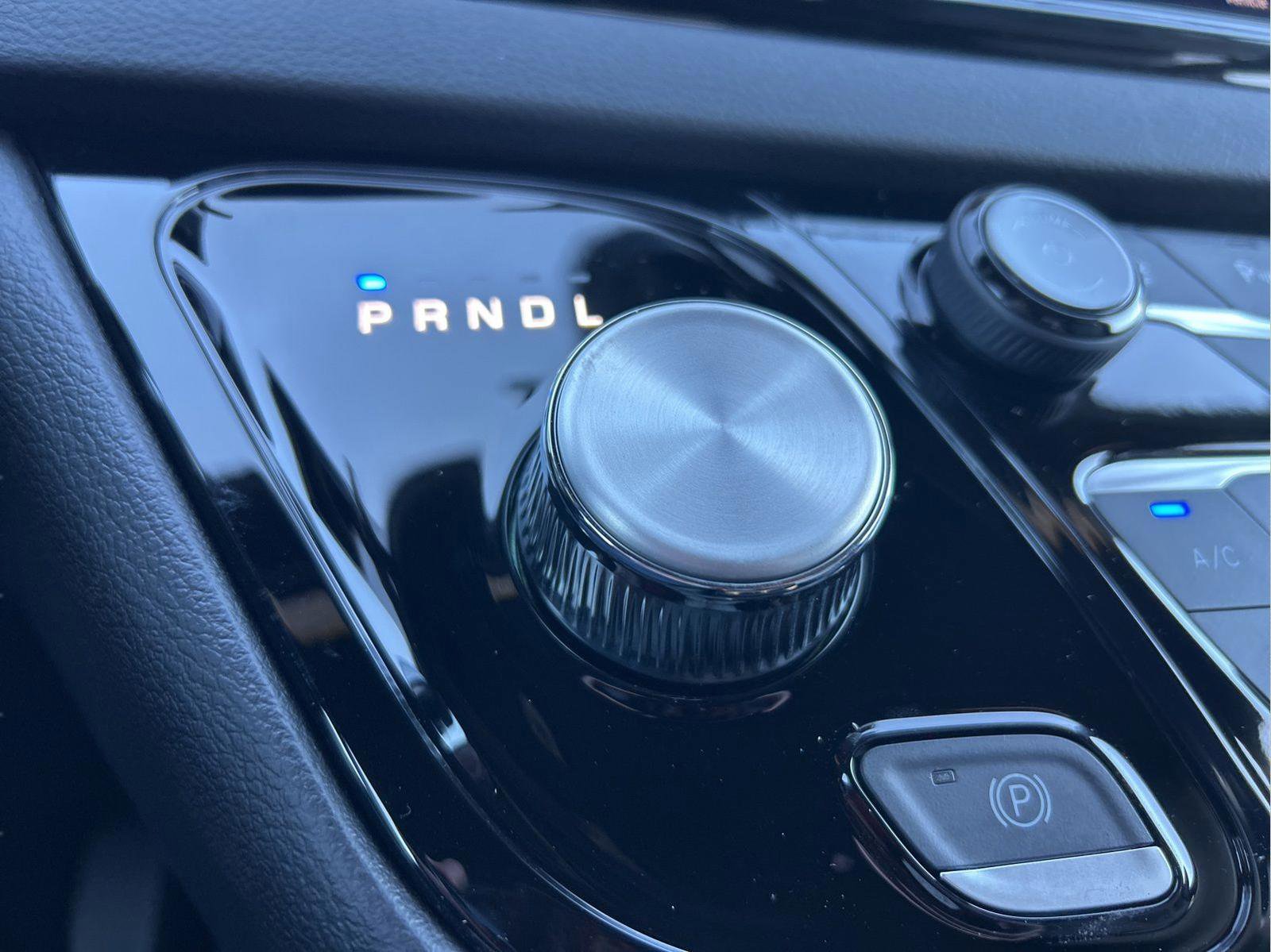 New 2026 Chrysler Voyager LX image 20