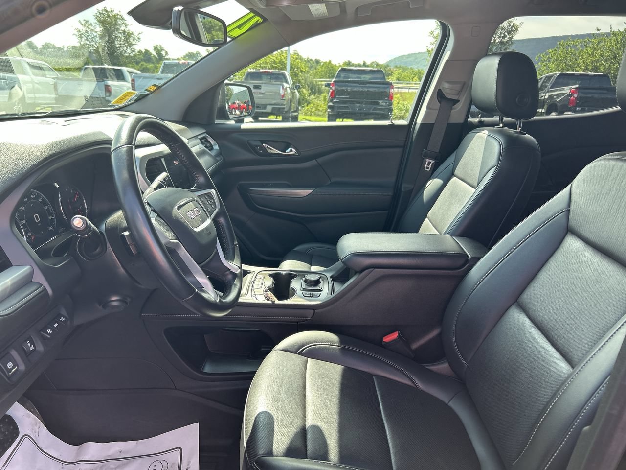 Used 2021 GMC Acadia SLT w/ Elevation Edition AWD/4WD image 22