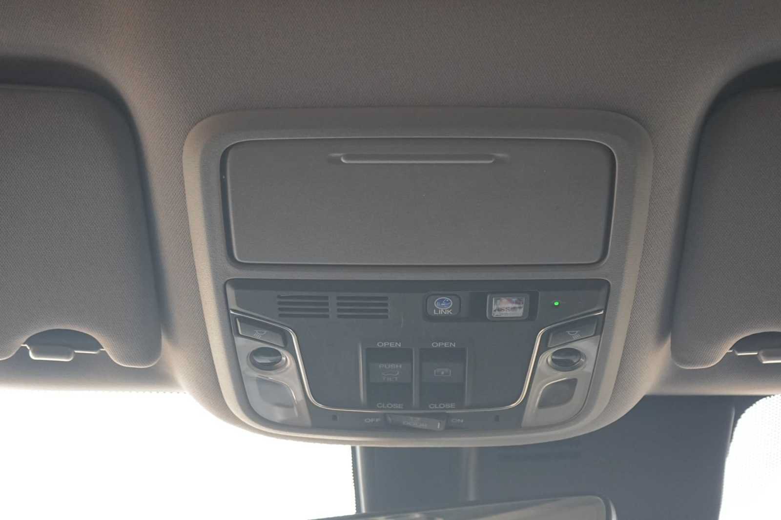 Used 2019 Honda Pilot Elite image 23