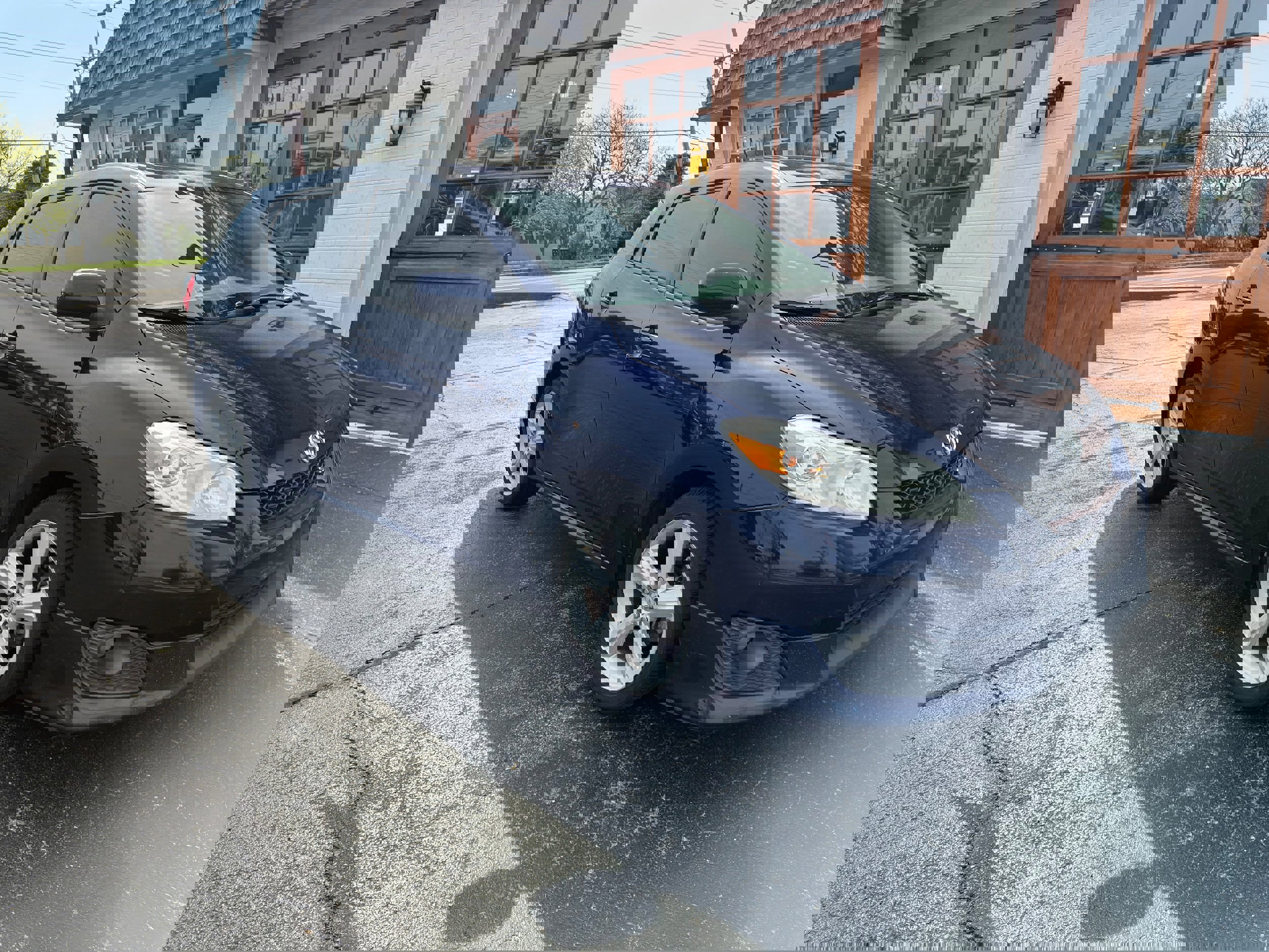 Used 2009 Toyota Matrix XRS image 2